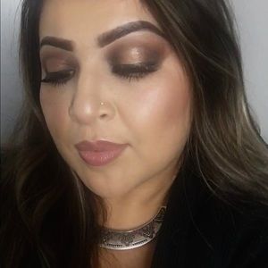 Meet your Posher, Nancy